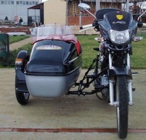 motosiklet yolcu tasima yan sepeti